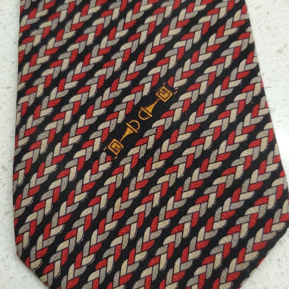 Vintage GUCCI Black and Red Woven Tie